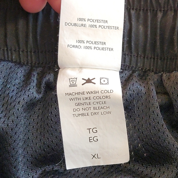 Nike Silver Tag Spell Out Vintage Y2K Black Swim Trunks with Pockets Men's XL - Picture 11 of 11